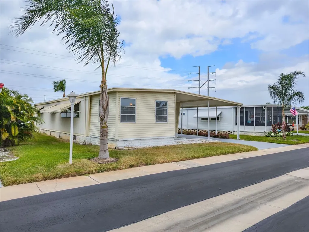 217 Seagull Drive Tarpon Springs FL 34689