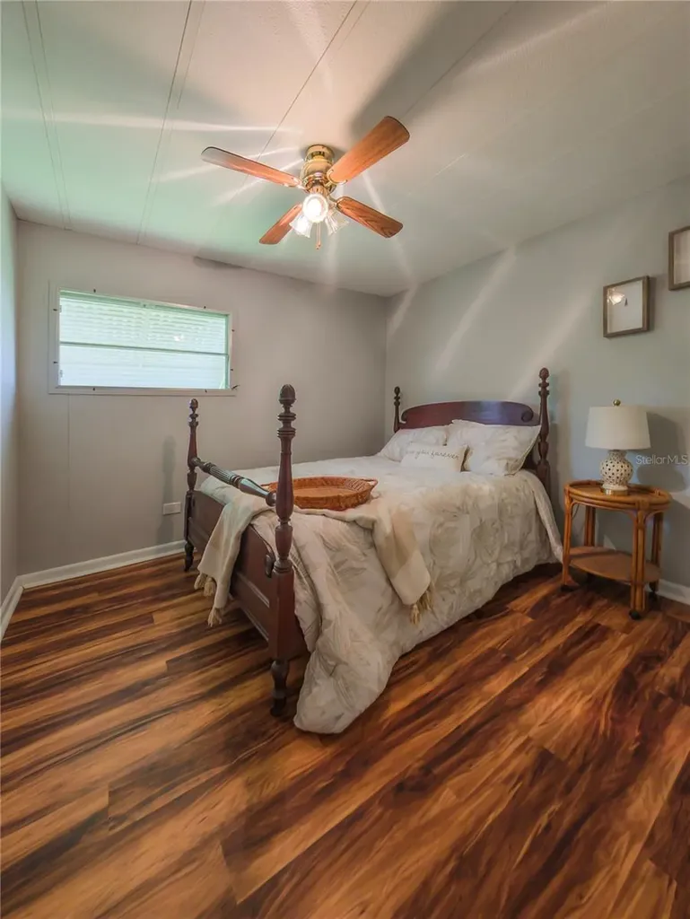 217 Seagull Drive Tarpon Springs FL 34689