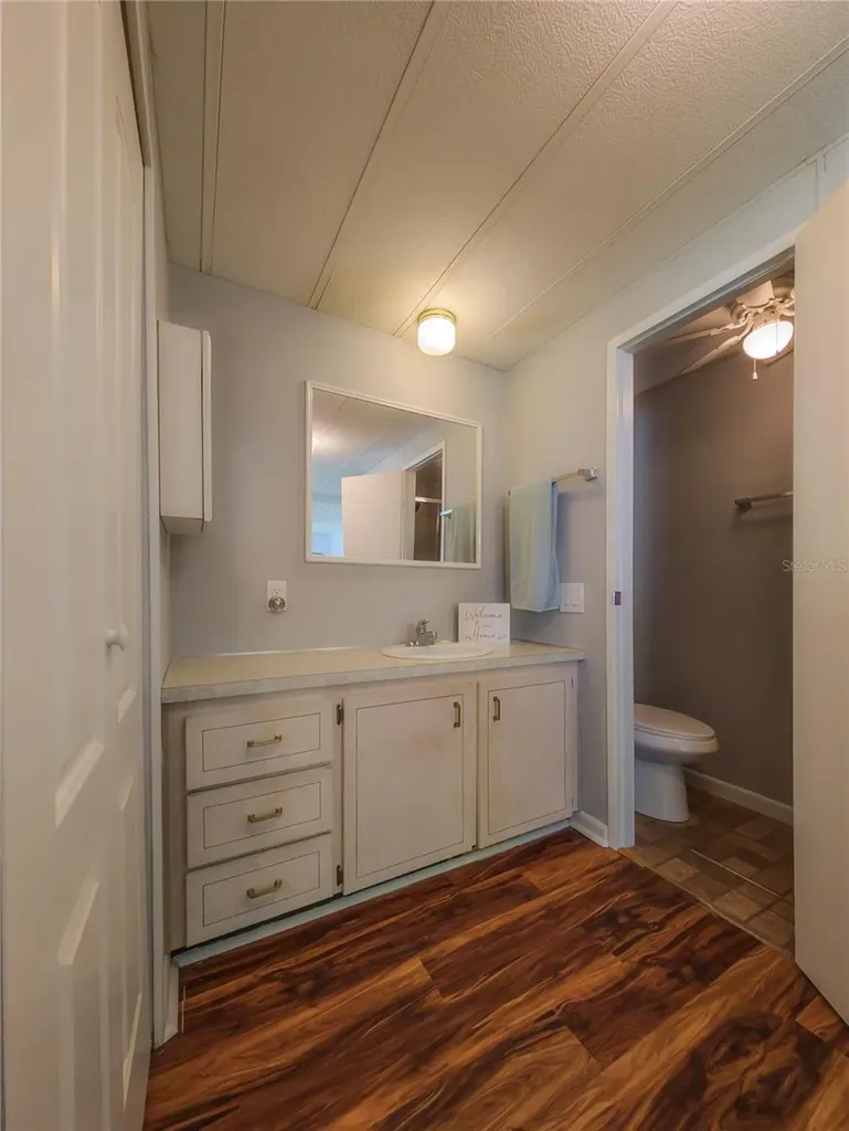 217 Seagull Drive Tarpon Springs FL 34689