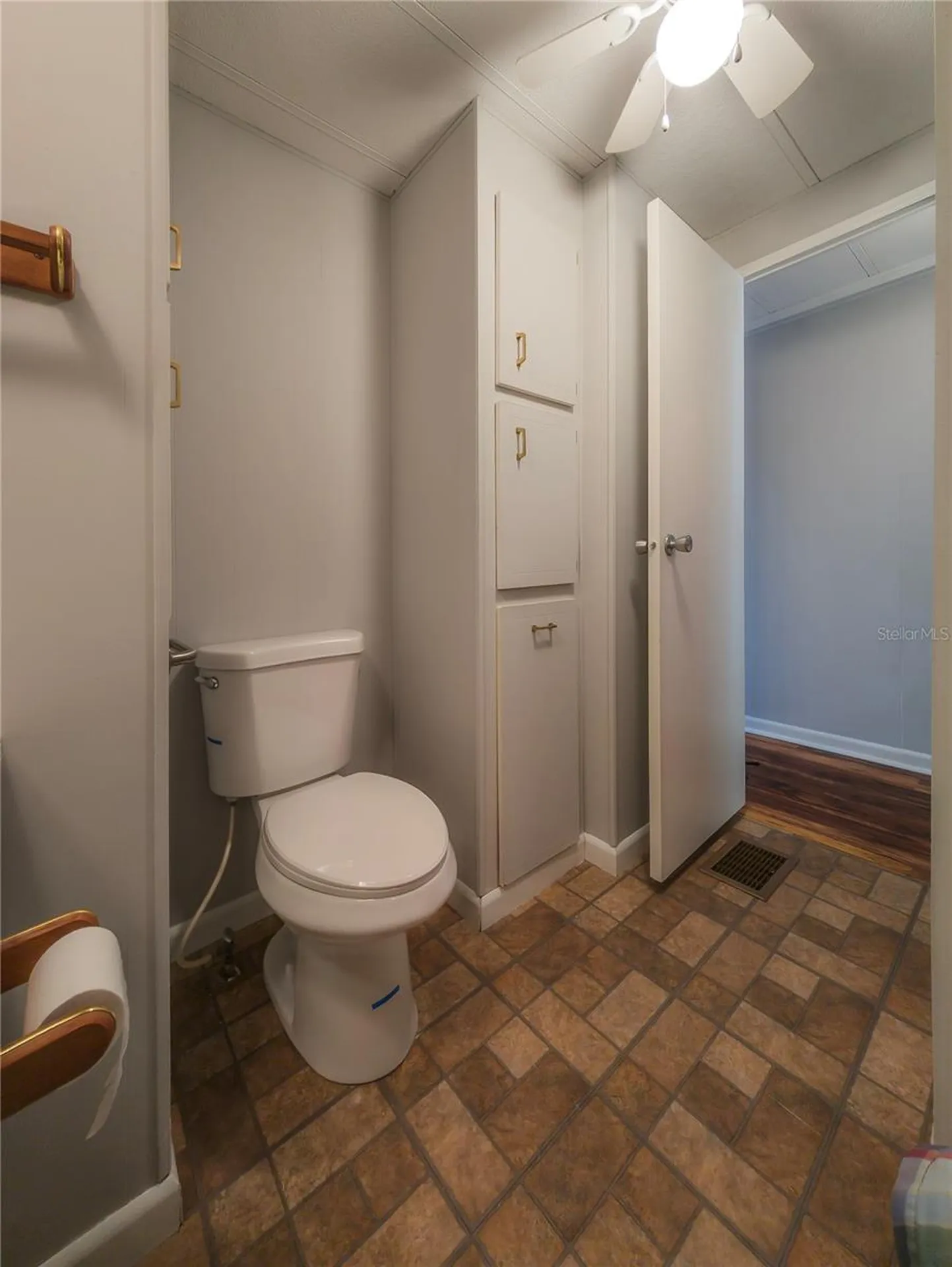 217 Seagull Drive Tarpon Springs FL 34689