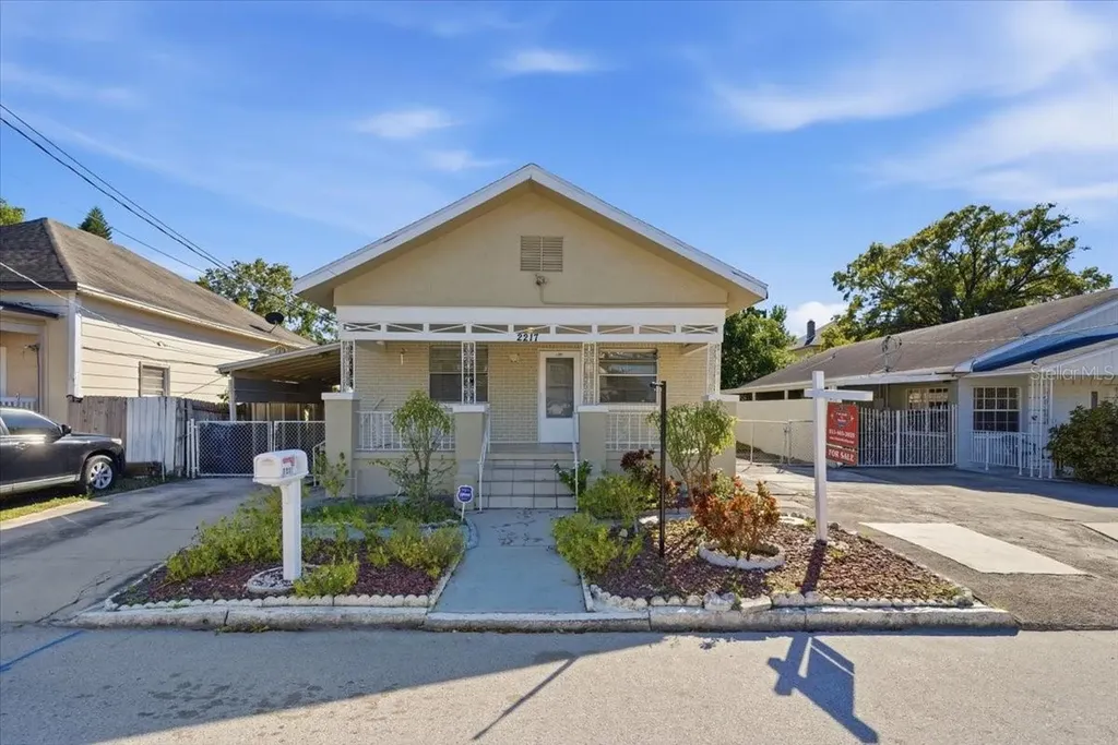 2217 Corrine Street Tampa FL 33605