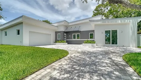 2231 Wood Street Sarasota FL 34237