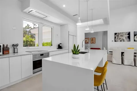 2231 Wood Street Sarasota FL 34237