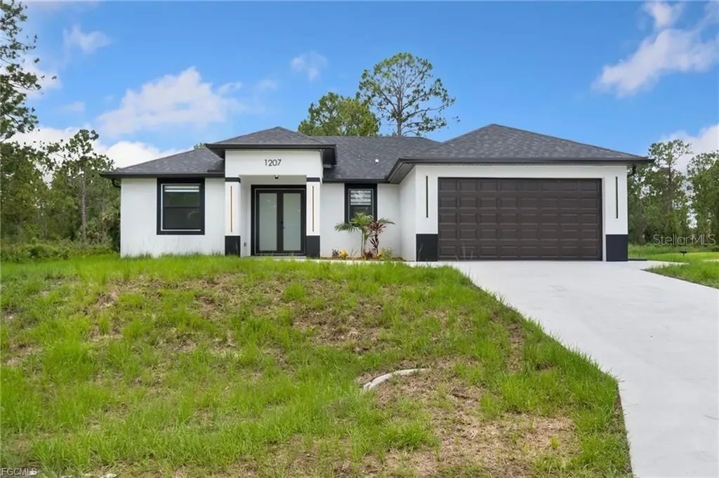 1207 W 9th Street Lehigh Acres FL 33972