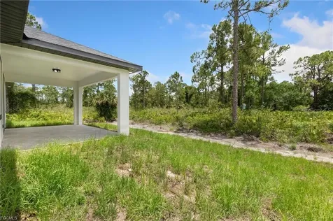 1207 W 9th Street Lehigh Acres FL 33972