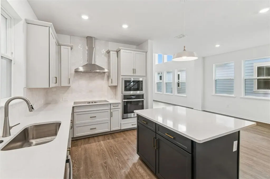 9322 Hartline Way Orlando FL 32827