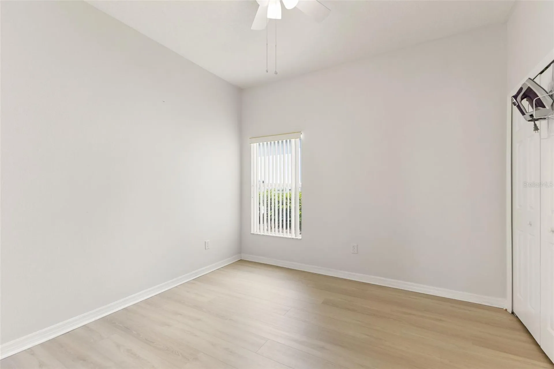 1005 Crystal Carbon Way Valrico FL 33594