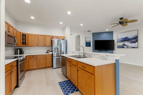 1005 Crystal Carbon Way Valrico FL 33594
