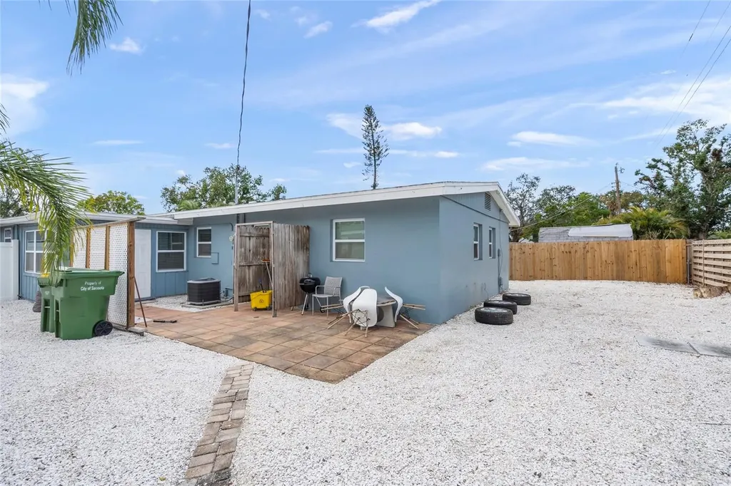 2343 Prospect Street Sarasota FL 34239