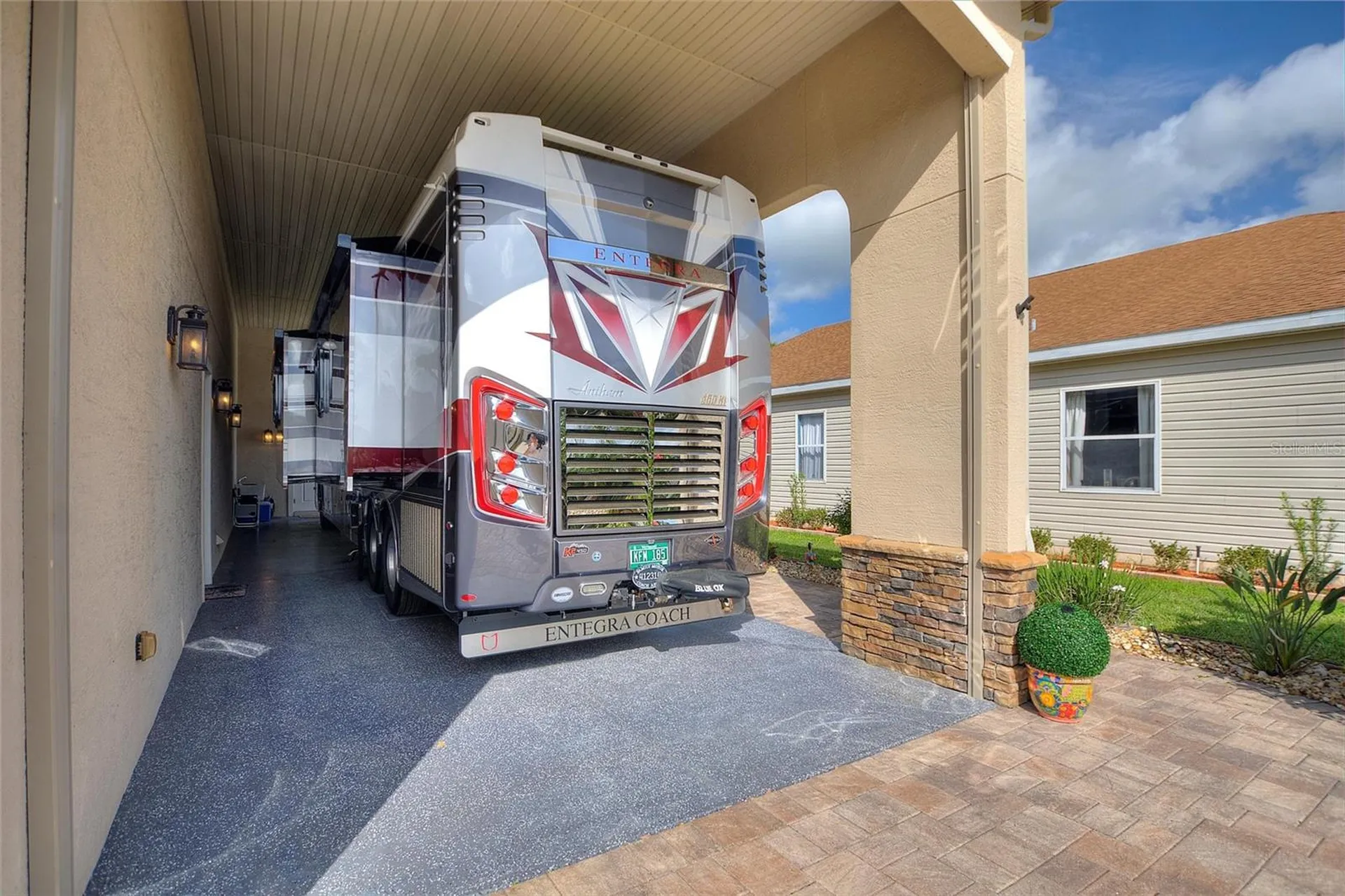 416 Motorcoach Drive S Polk City FL 33868