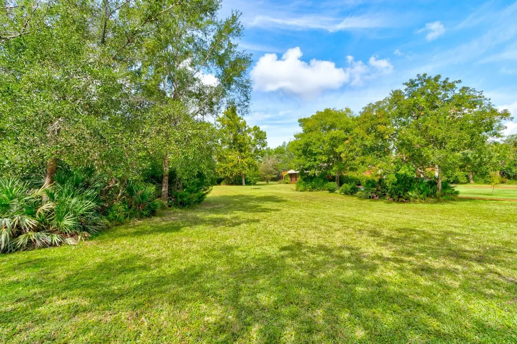 1514 Lewis Lane New Smyrna Beach FL 32168