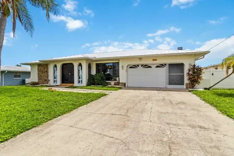 18606 Briggs Circle Port Charlotte FL 33948