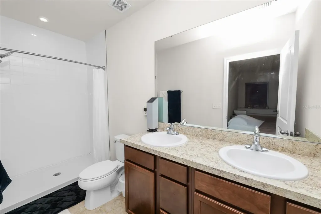 913 Eagle Rock Terrace Winter Haven FL 33880