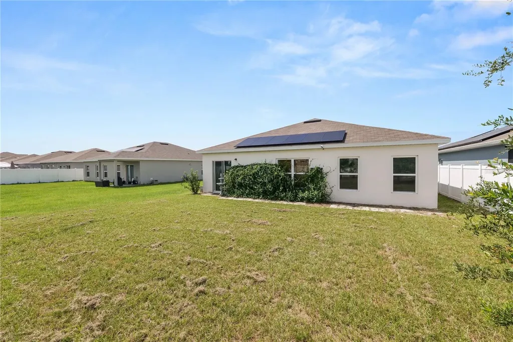 913 Eagle Rock Terrace Winter Haven FL 33880