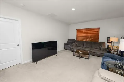 913 Eagle Rock Terrace Winter Haven FL 33880