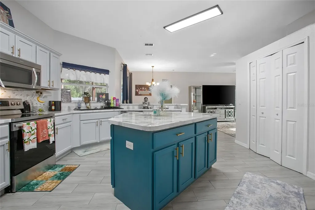 516 Grace Avenue Deland FL 32724