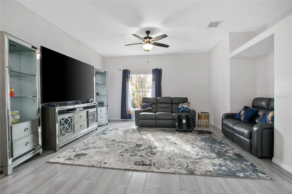 516 Grace Avenue Deland FL 32724