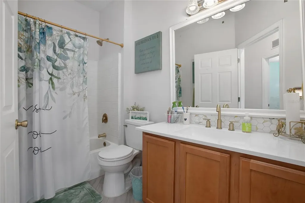 516 Grace Avenue Deland FL 32724