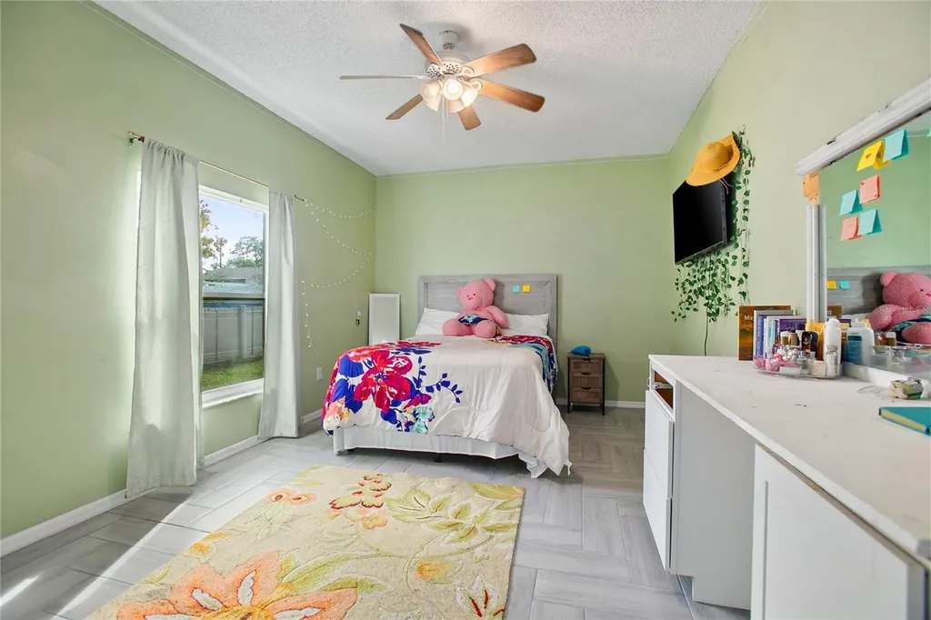 516 Grace Avenue Deland FL 32724