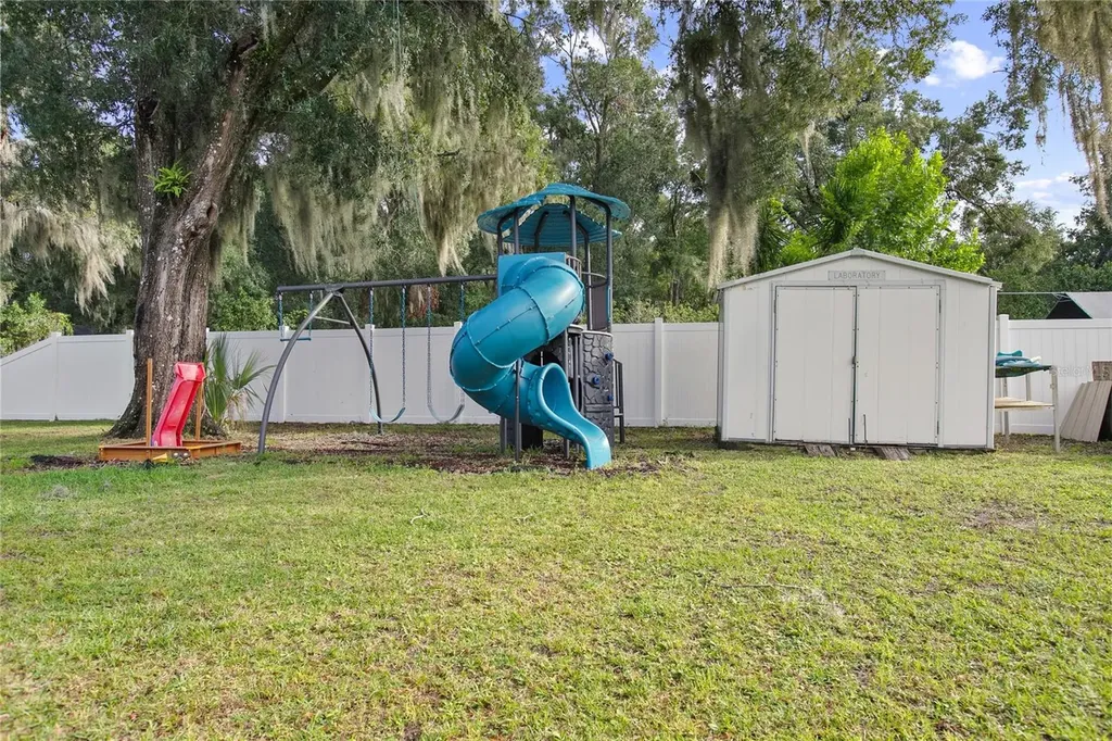 516 Grace Avenue Deland FL 32724