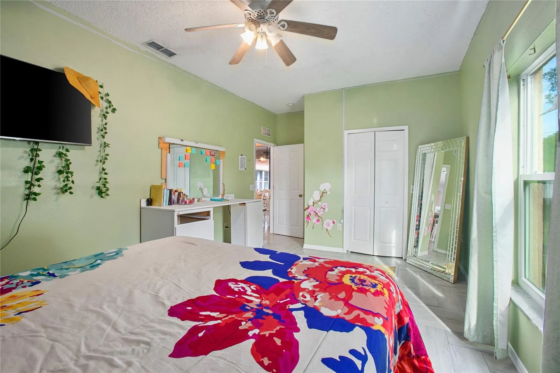 516 Grace Avenue Deland FL 32724