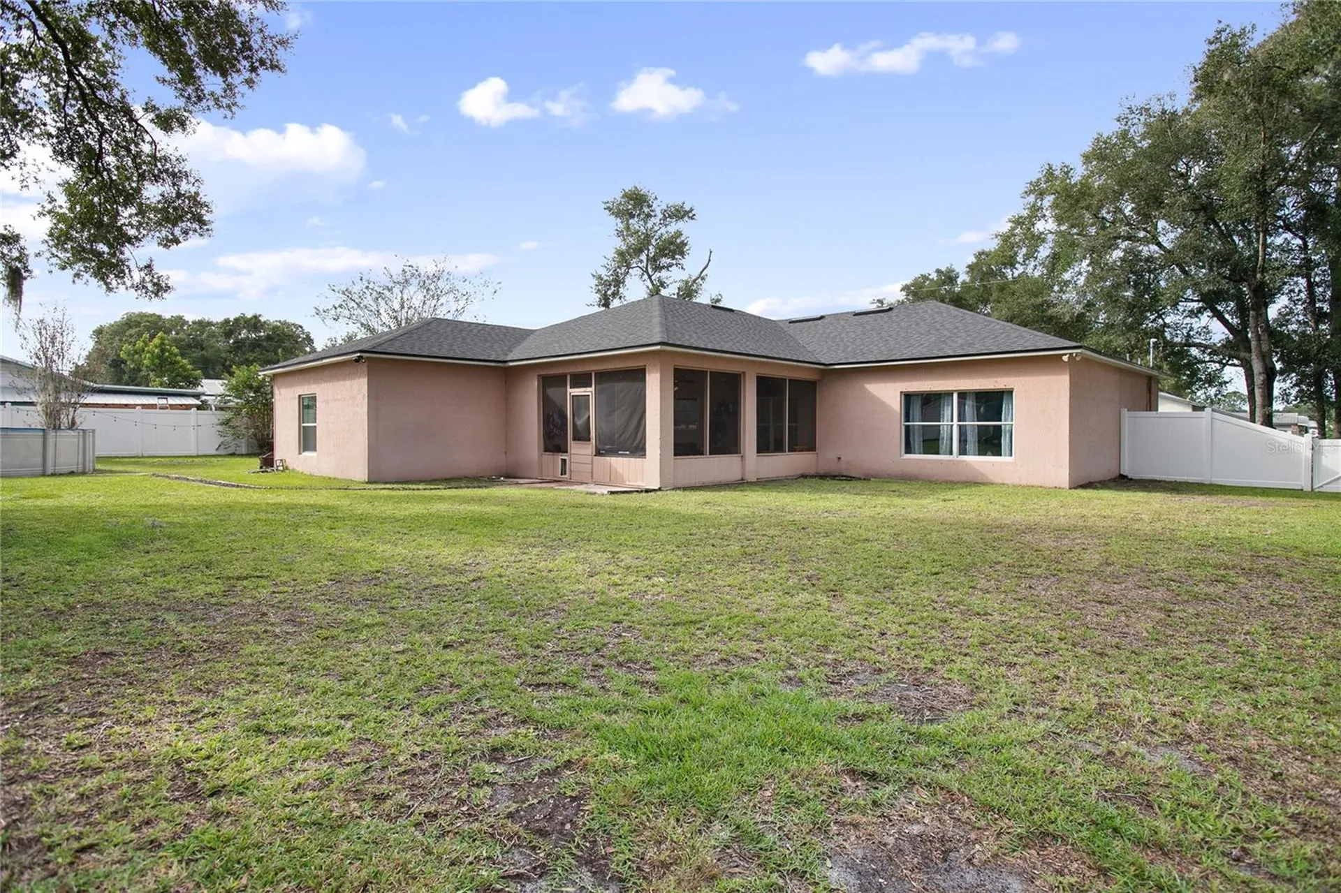 516 Grace Avenue Deland FL 32724