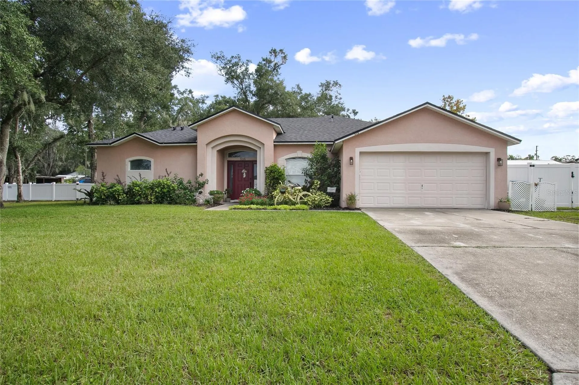 516 Grace Avenue Deland FL 32724