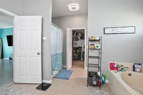 516 Grace Avenue Deland FL 32724