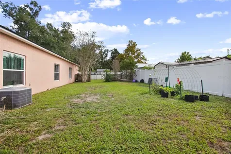 516 Grace Avenue Deland FL 32724
