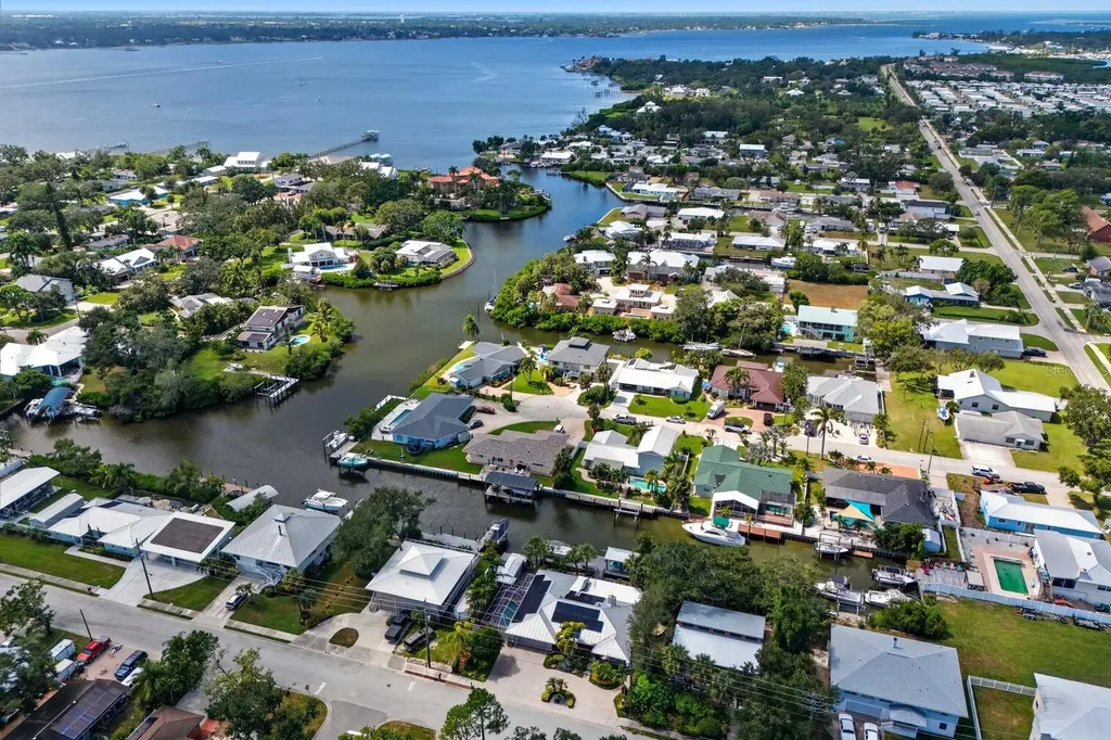 903 20th Avenue W Palmetto FL 34221