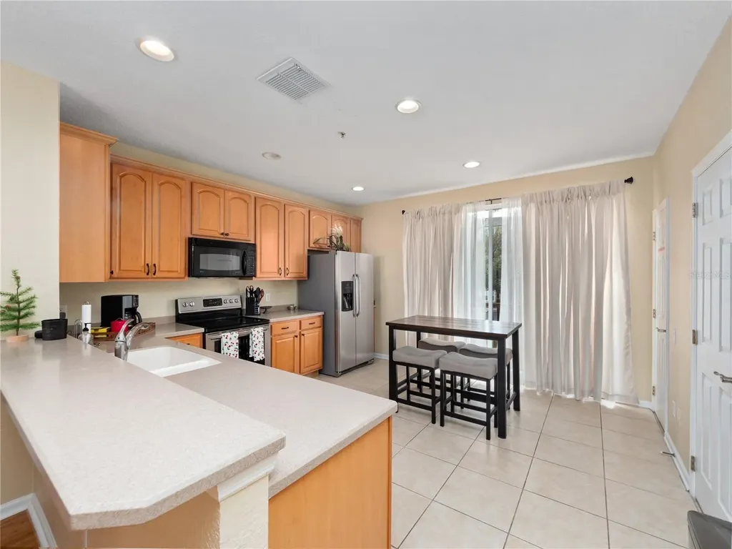 8013 Cool Breeze Drive Orlando FL 32819