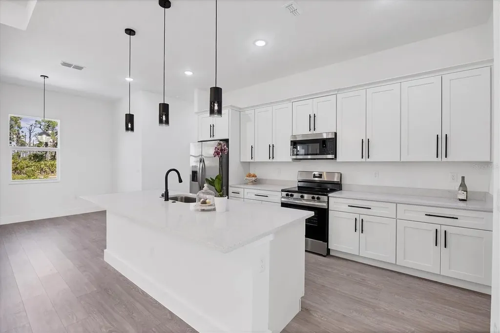 10 Mast Drive Placida FL 33946