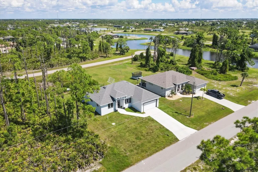 10 Mast Drive Placida FL 33946