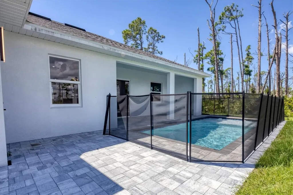 10 Mast Drive Placida FL 33946