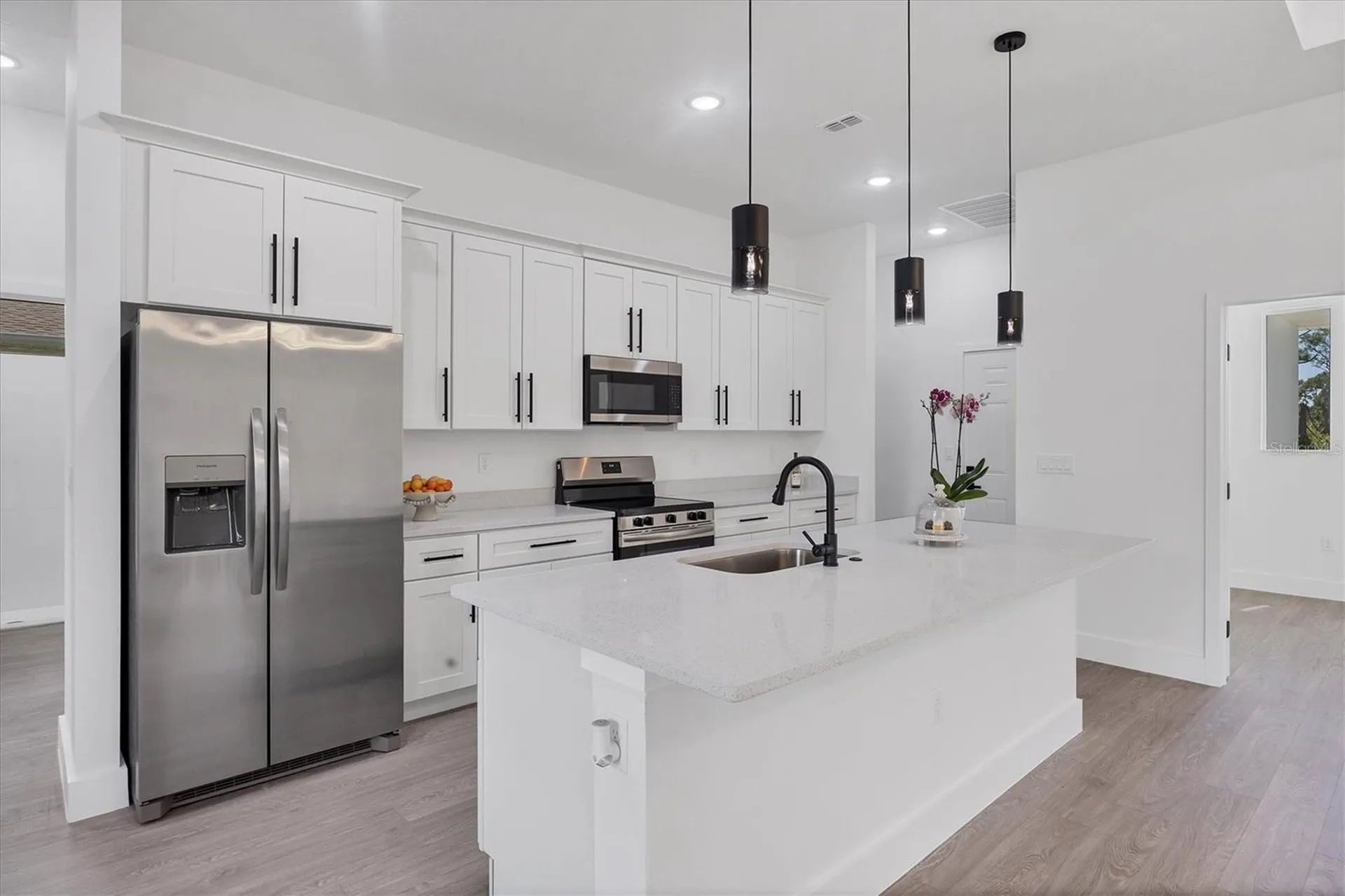 10 Mast Drive Placida FL 33946