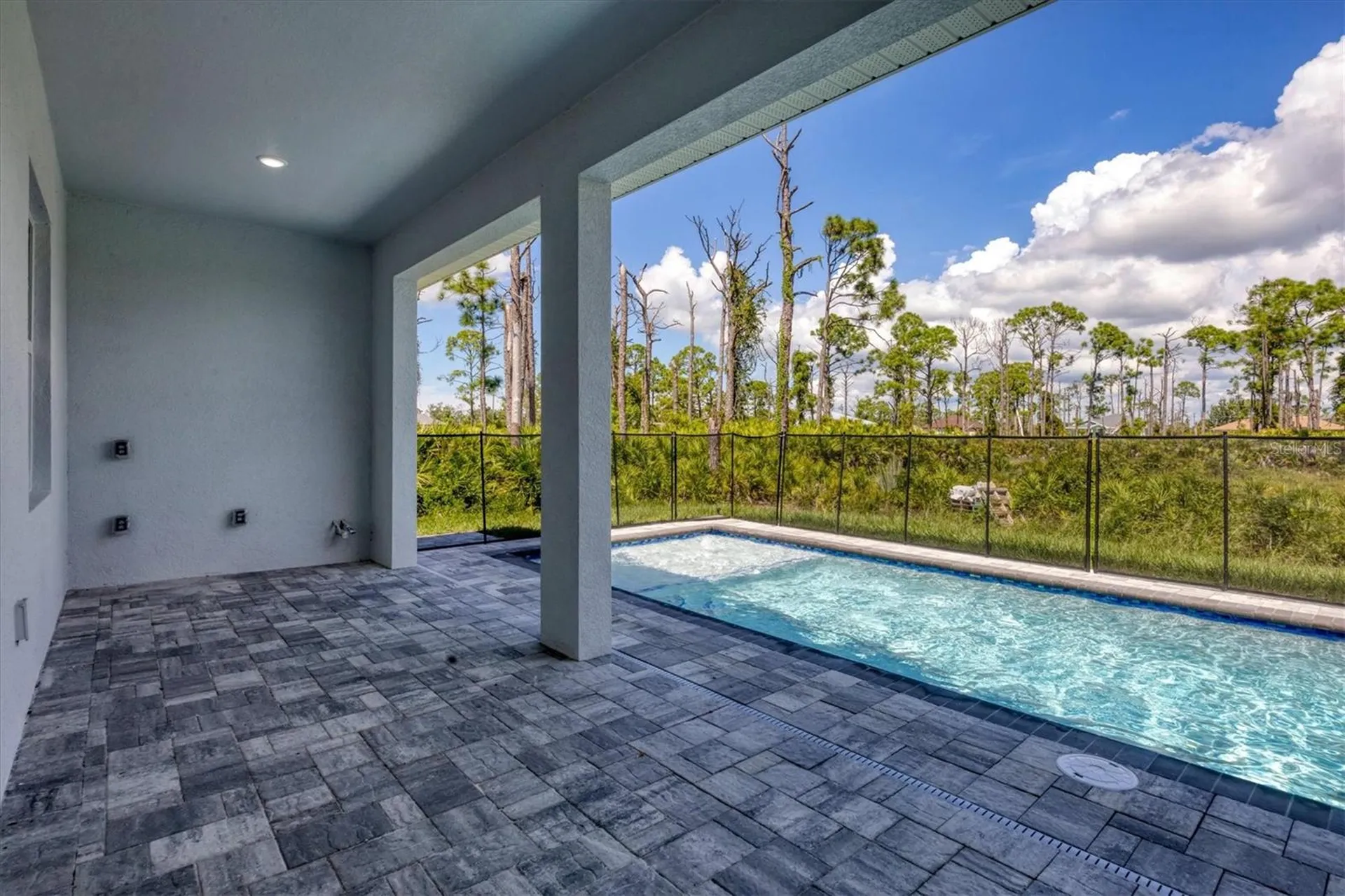 10 Mast Drive Placida FL 33946