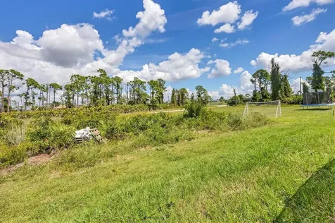 10 Mast Drive Placida FL 33946