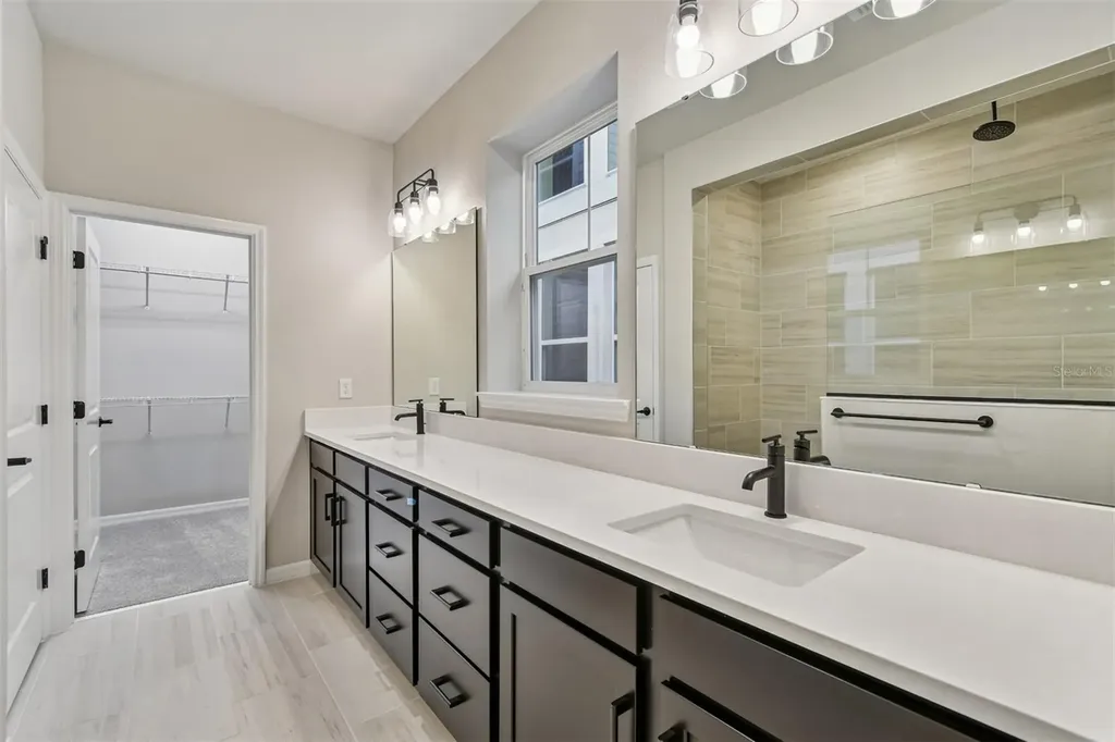 9316 Hartline Way Orlando FL 32827