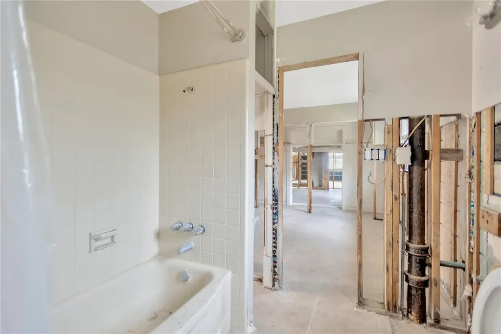 16214 3rd Street E Redington Beach FL 33708