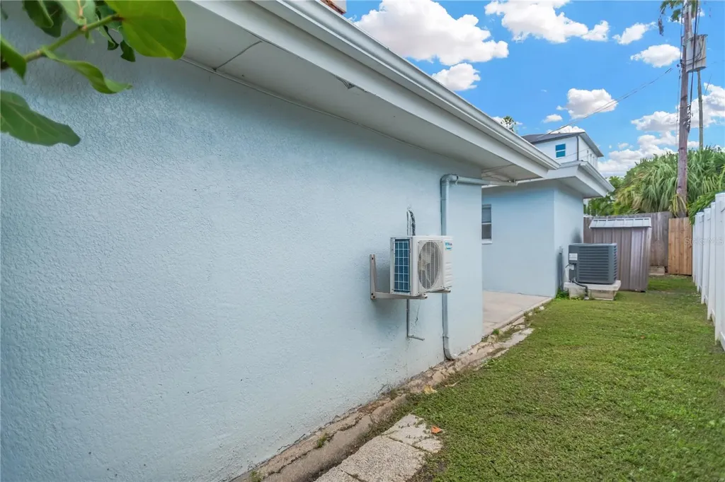 16214 3rd Street E Redington Beach FL 33708