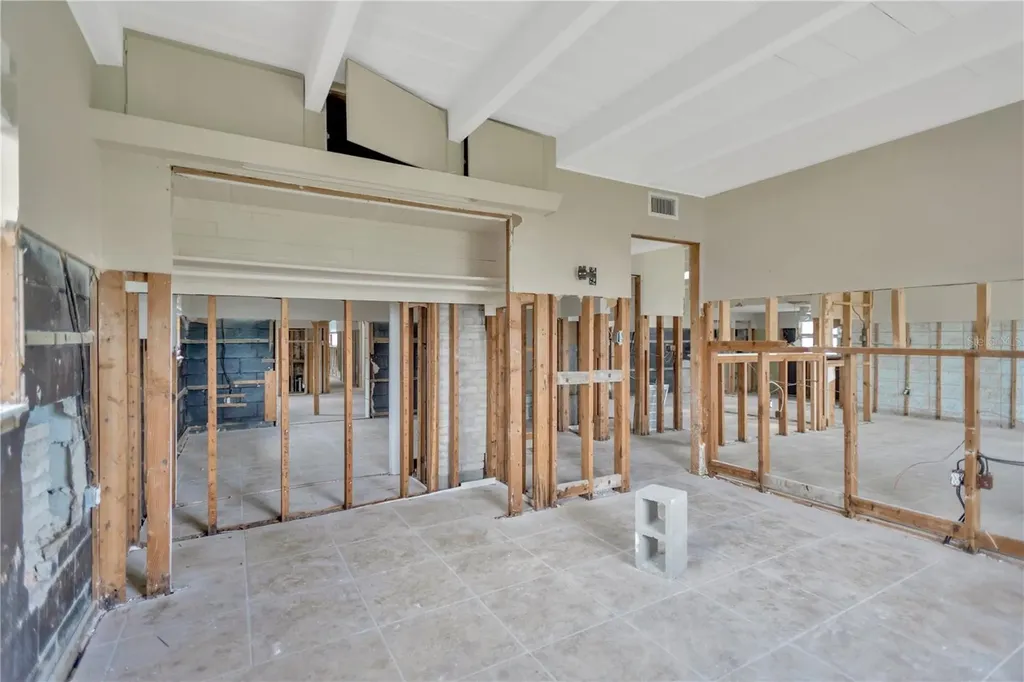 16214 3rd Street E Redington Beach FL 33708