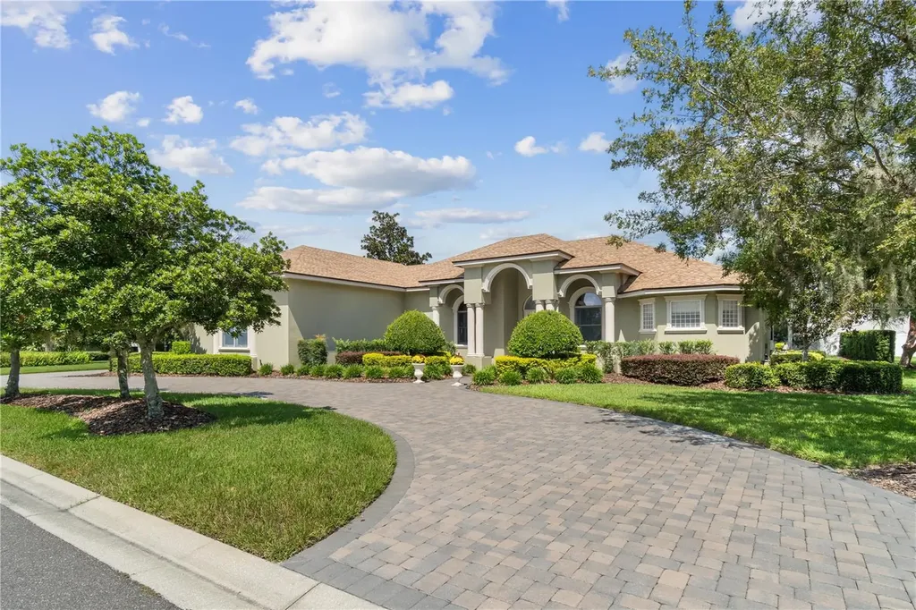 9506 Waterford Oaks Boulevard Winter Haven FL 33884