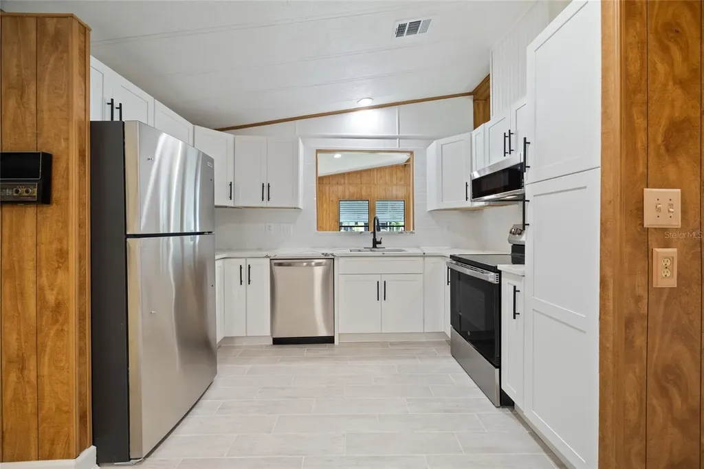 712 Jason Drive The Villages FL 32159