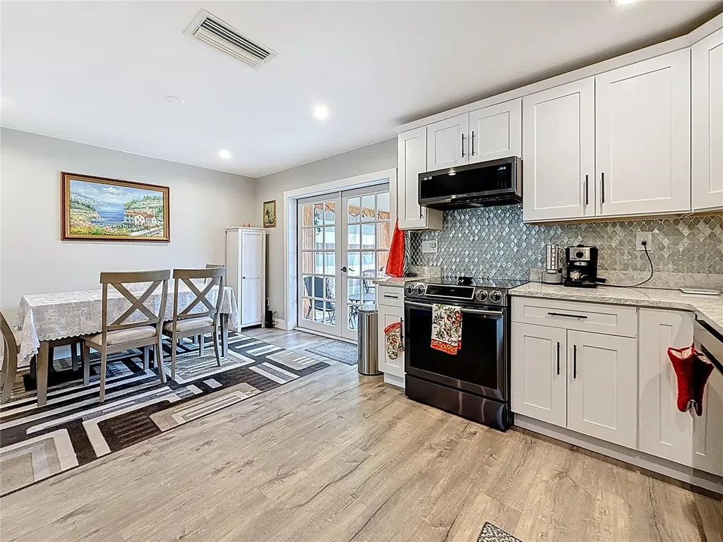 802 Mindy Court Largo FL 33771
