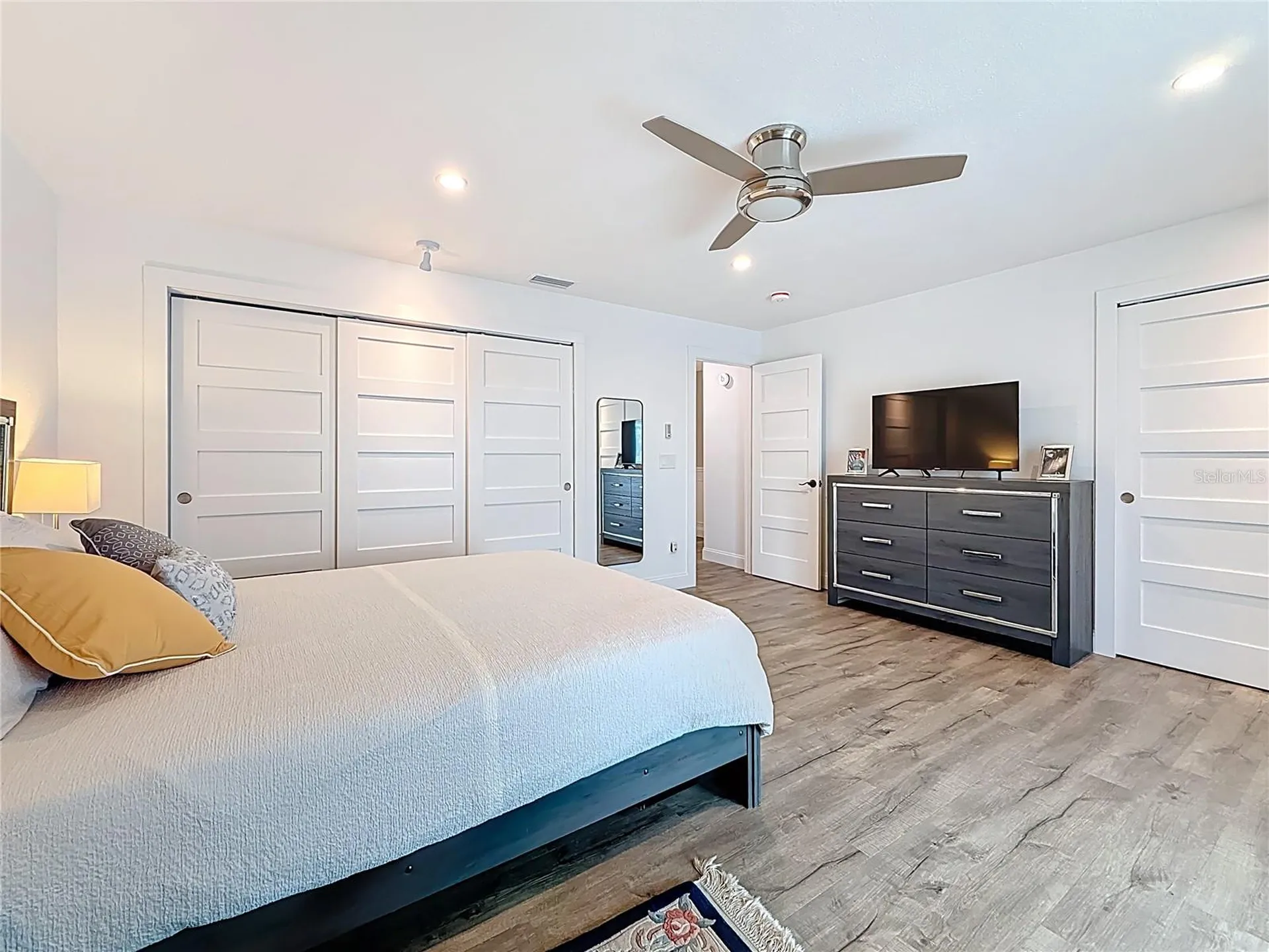 802 Mindy Court Largo FL 33771