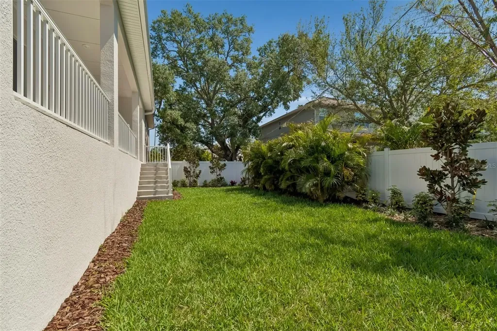 4718 W Kensington Avenue Tampa FL 33629