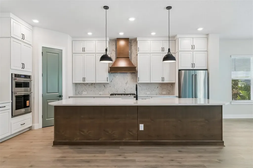 4718 W Kensington Avenue Tampa FL 33629