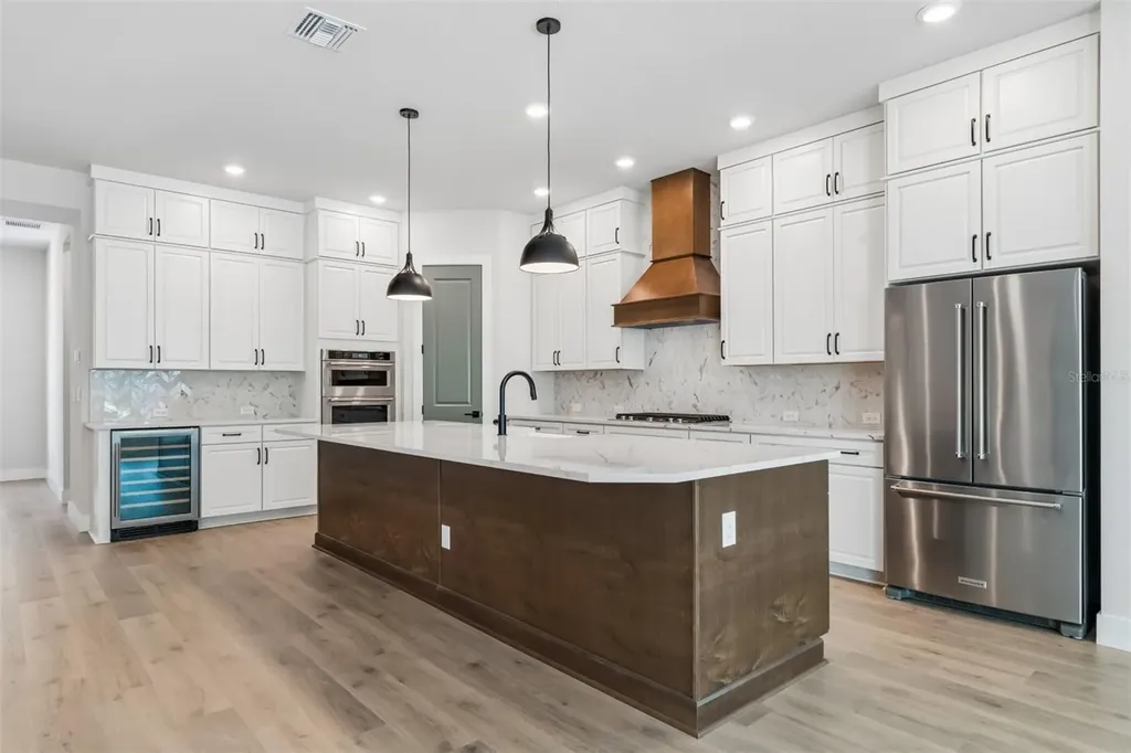 4718 W Kensington Avenue Tampa FL 33629