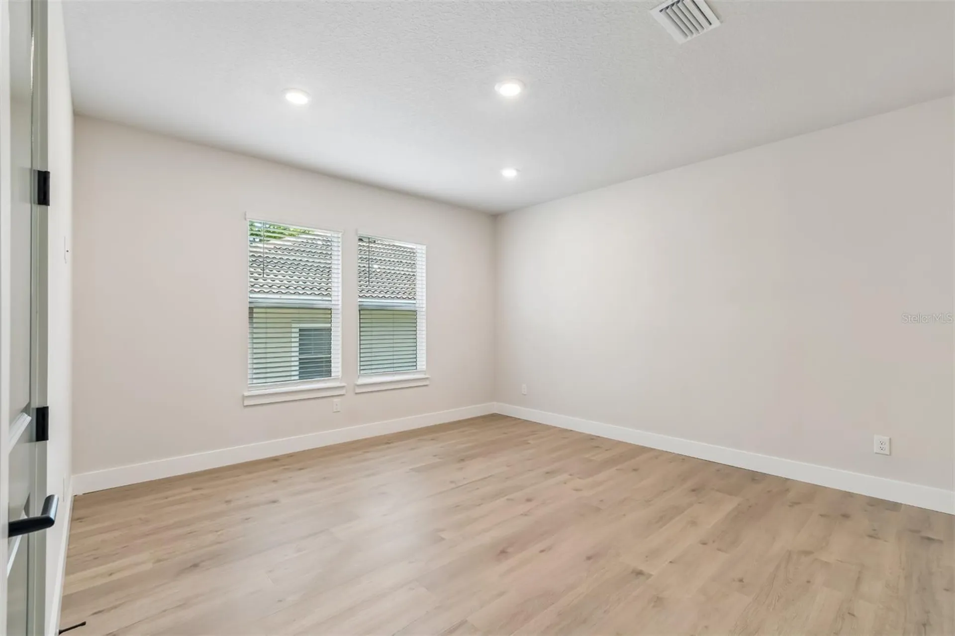 4718 W Kensington Avenue Tampa FL 33629