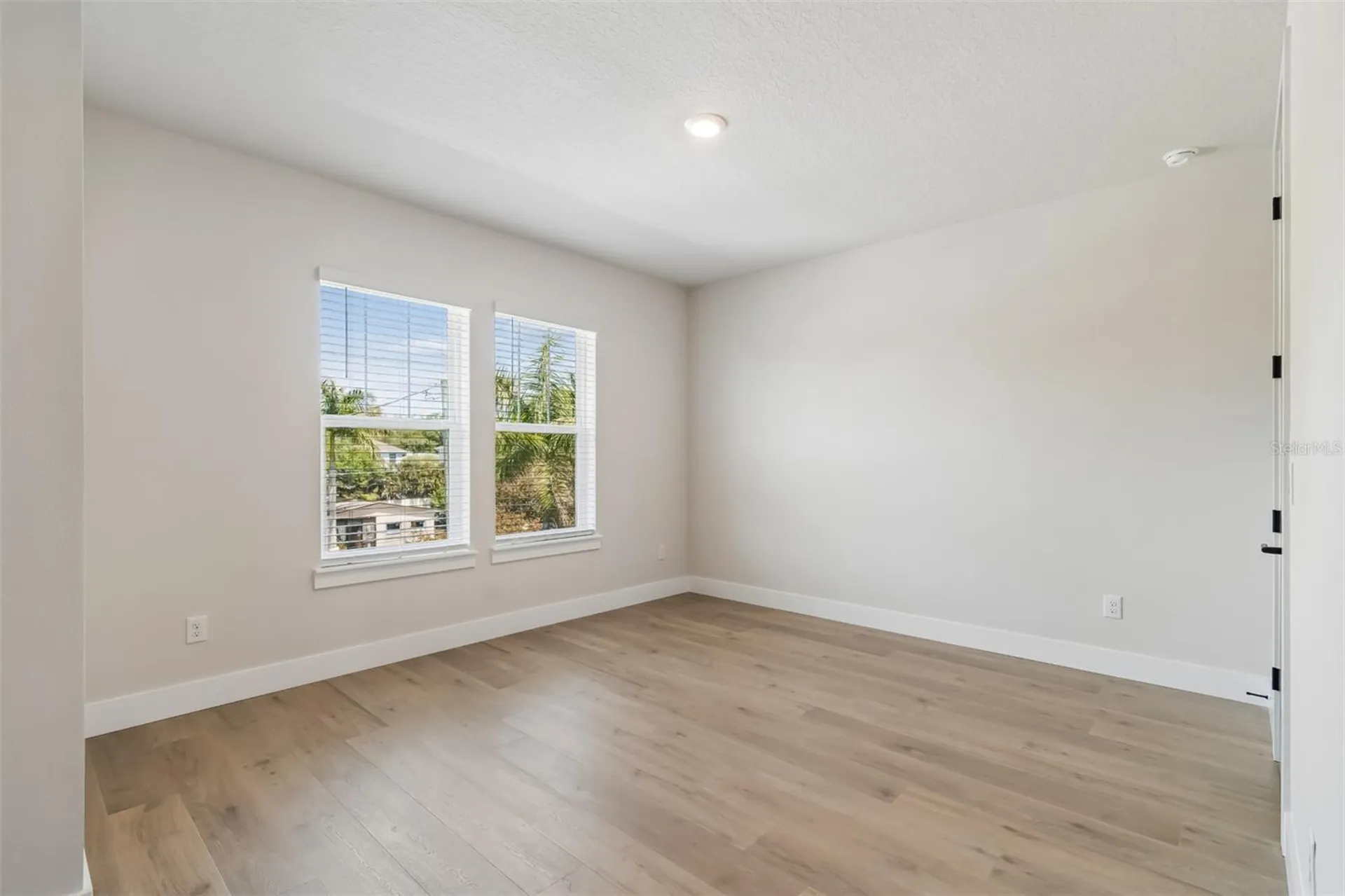 4718 W Kensington Avenue Tampa FL 33629